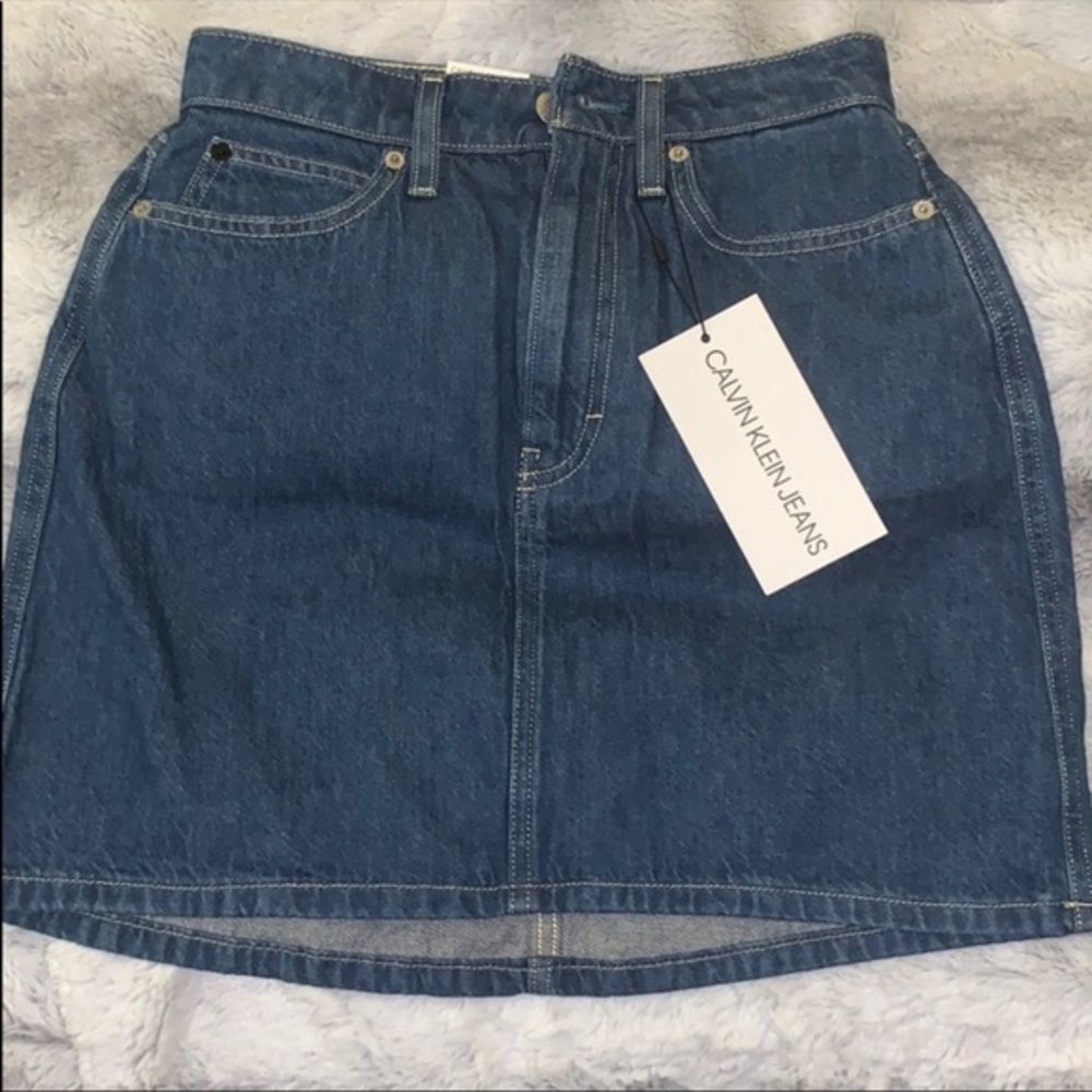 Calvin Klein High Rise Mini Jean Skirt Cla…
